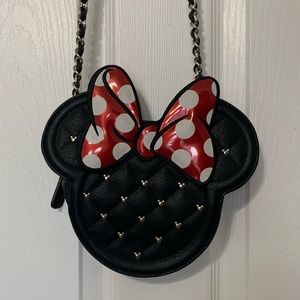 Loungefly Minnie Mouse Crossbody Bag